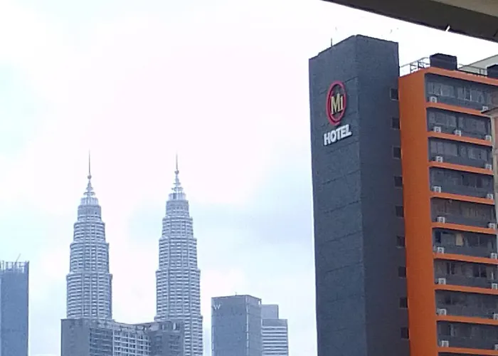 M1 City Center Hotel & Suites